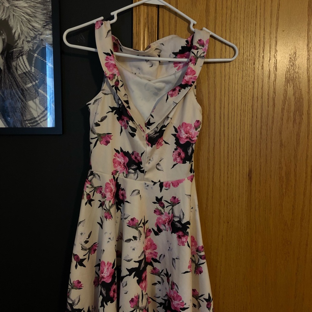 Floral size small dress